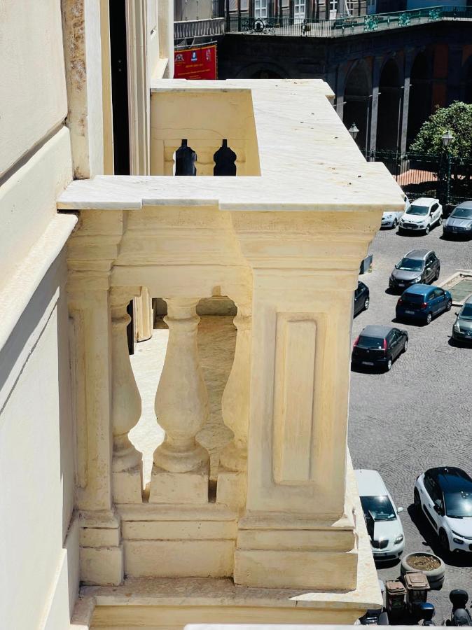 Appartamento Sul Teatro San Carlo Naples Exterior photo